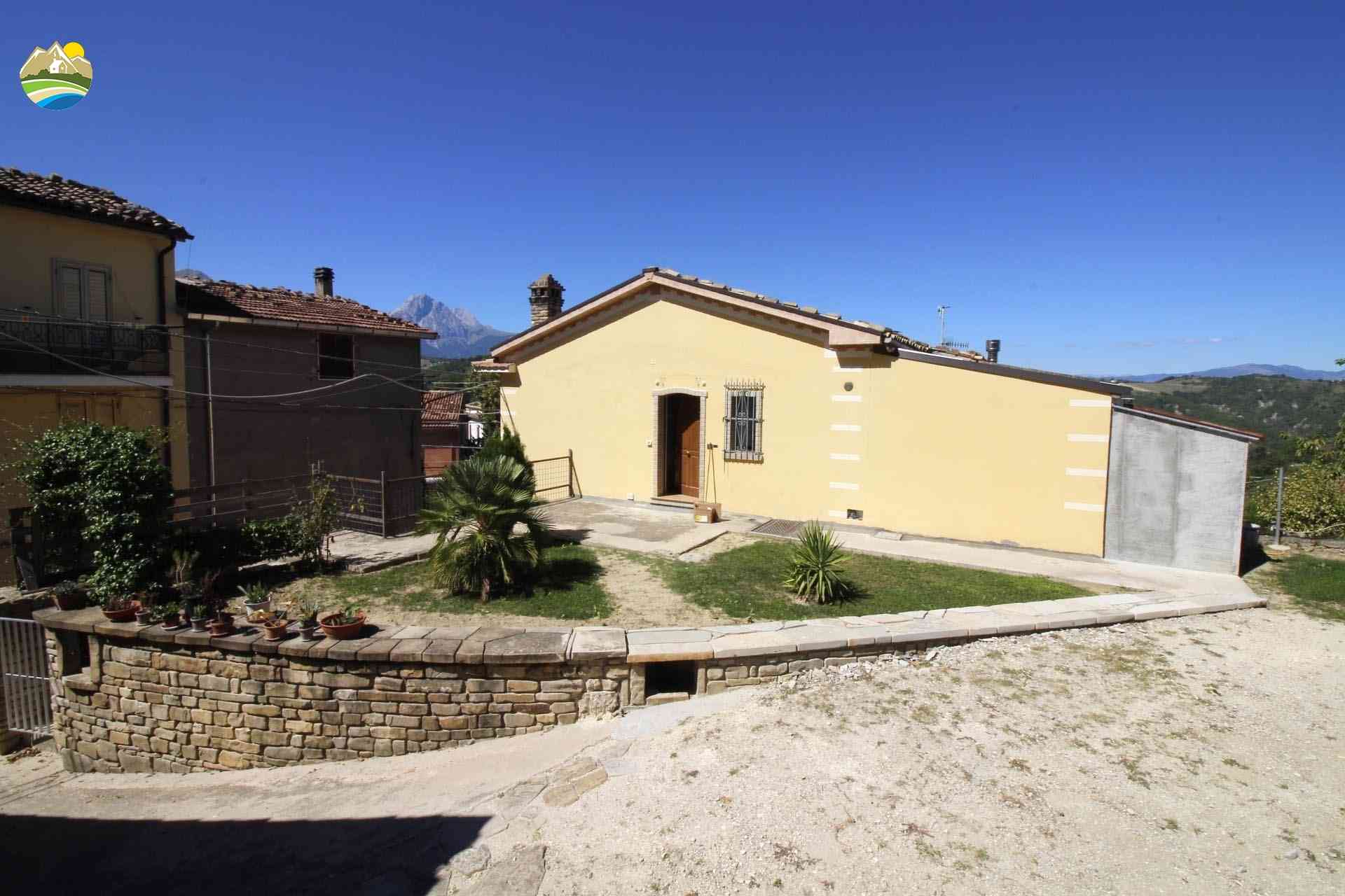 Country Houses Country Houses for sale Arsita (TE), Villetta Lanari - Arsita - EUR 97.879 470