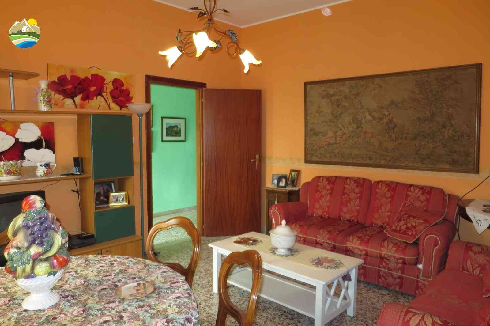 Country Houses Country Houses for sale Picciano (PE), Casa Pesco - Picciano - EUR 43.805 580