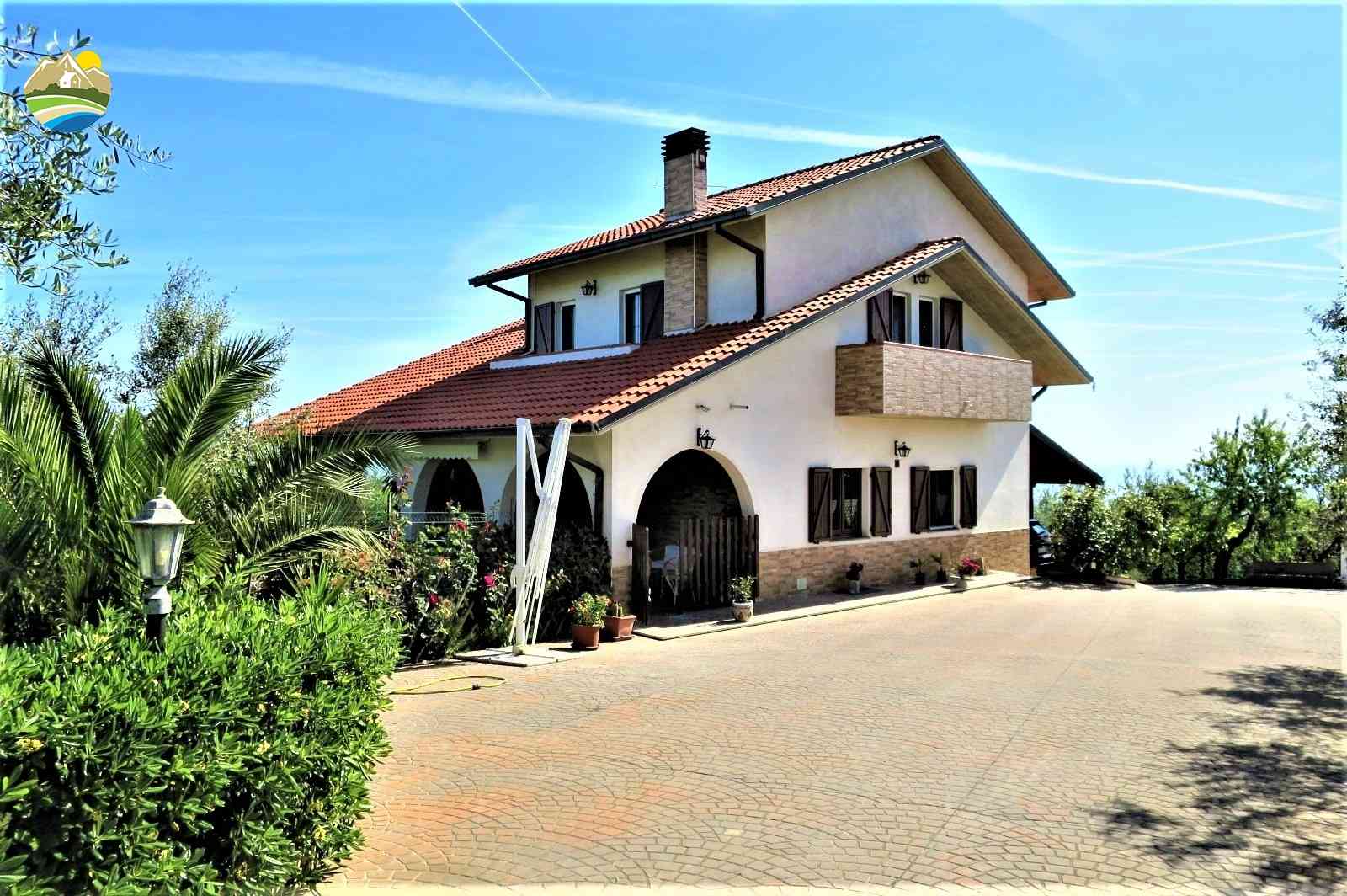 Villa Villa in vendita Pineto (TE), Villa Miramare - Pineto - EUR 554.649 10