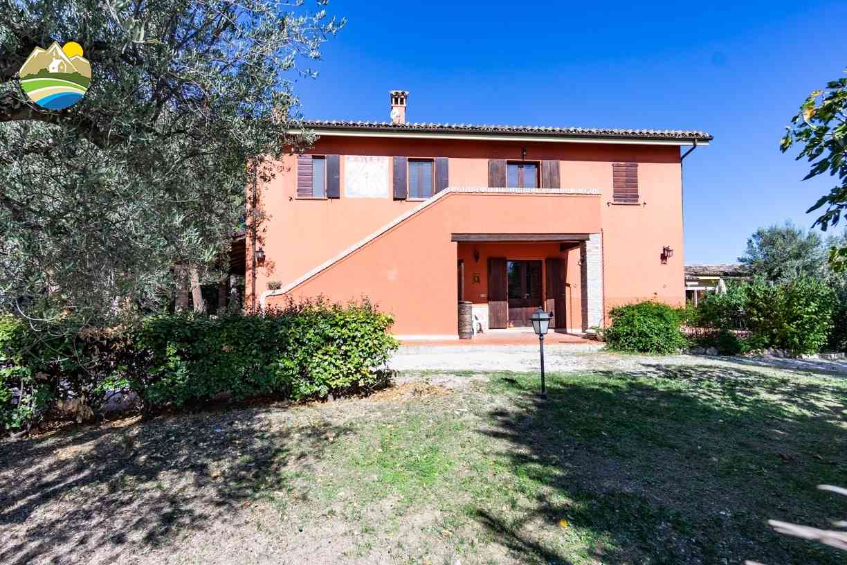 Country Houses Country Houses for sale Bellante (TE), Casale La Vignola - Bellante - EUR 461.666 990