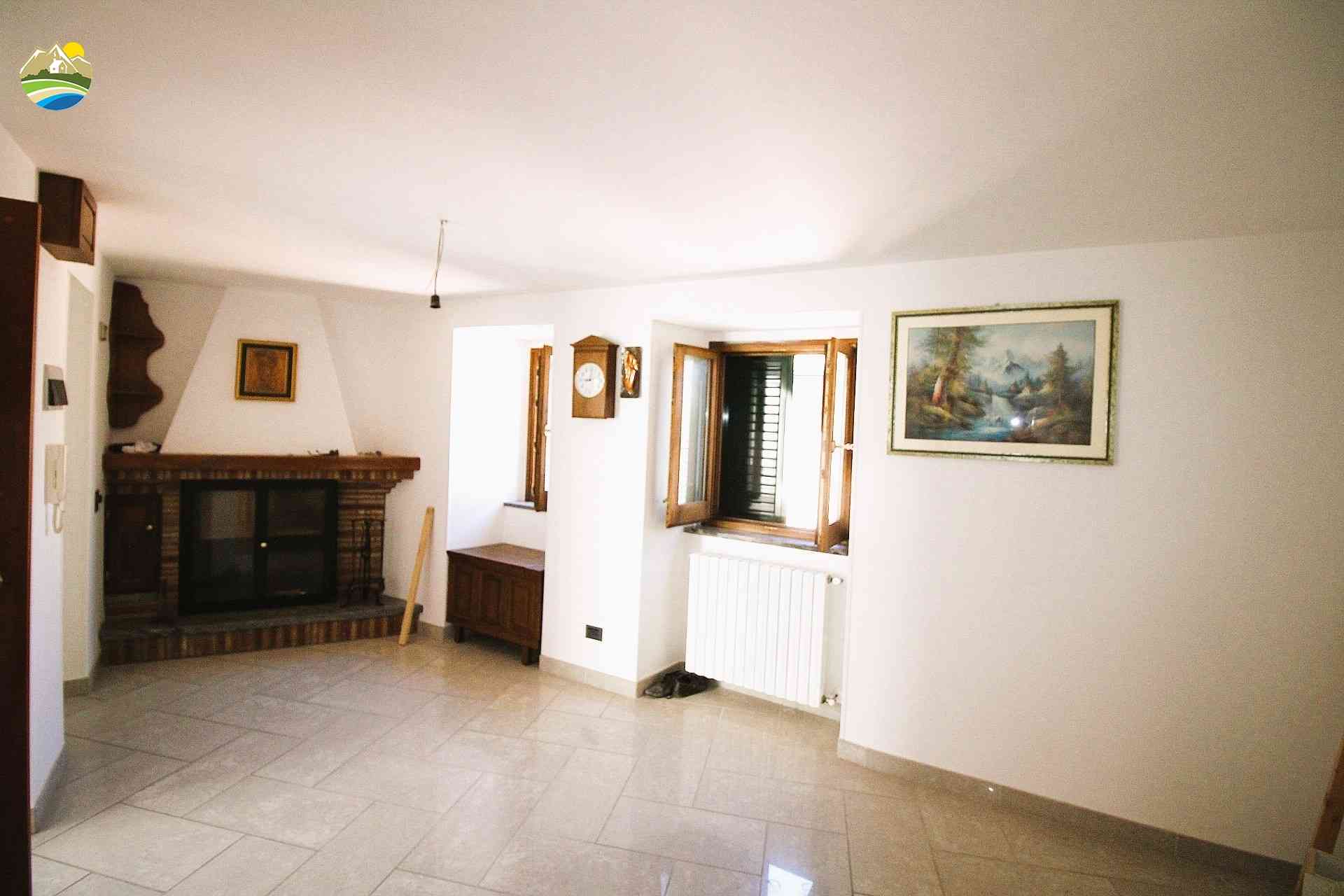 Country Houses Country Houses for sale Montebello di Bertona (PE), Casa delle Viste - Montebello di Bertona - EUR 84.829 670