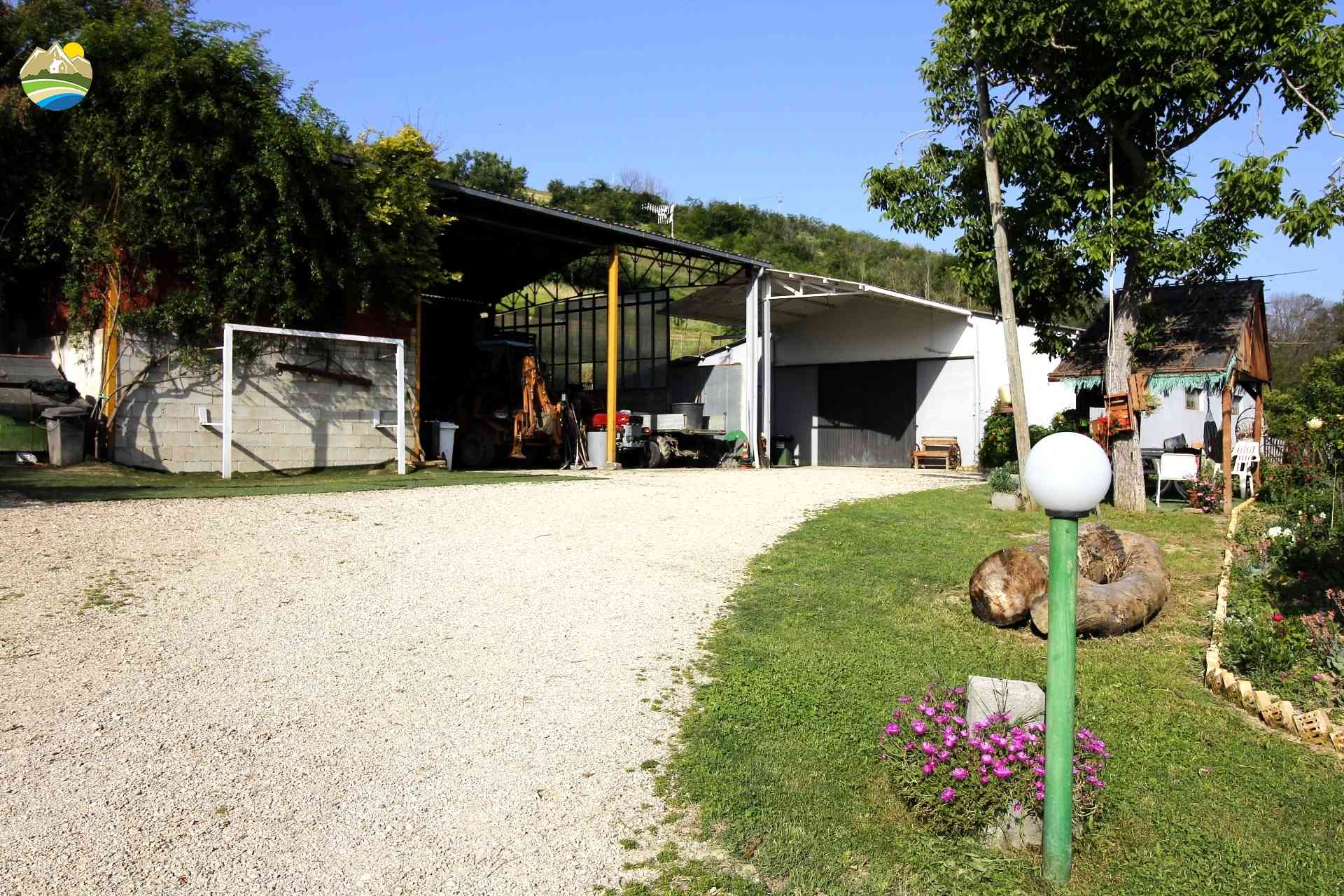 Country Houses Country Houses for sale Atri (TE), Casolare degli Asinelli - Atri - EUR 354.964 900