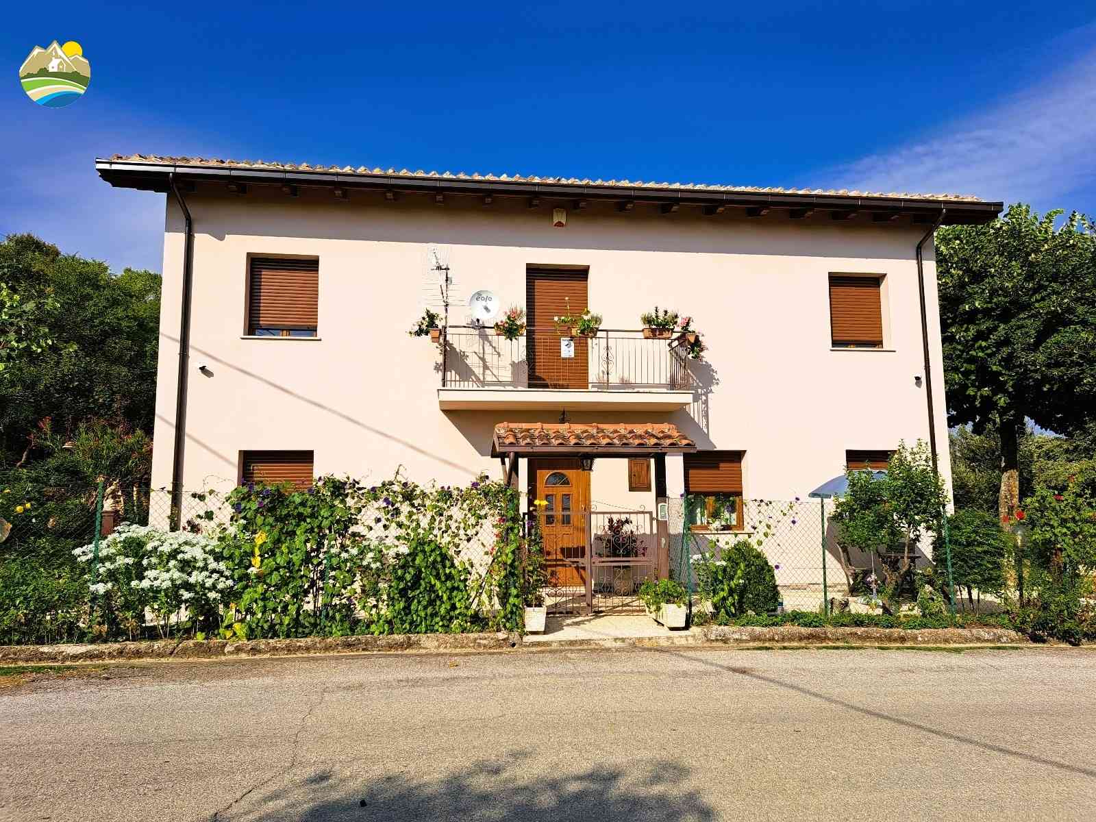 Country Houses Country Houses for sale Arsita (TE), Casa Orchidea - Arsita - EUR 206.634 700