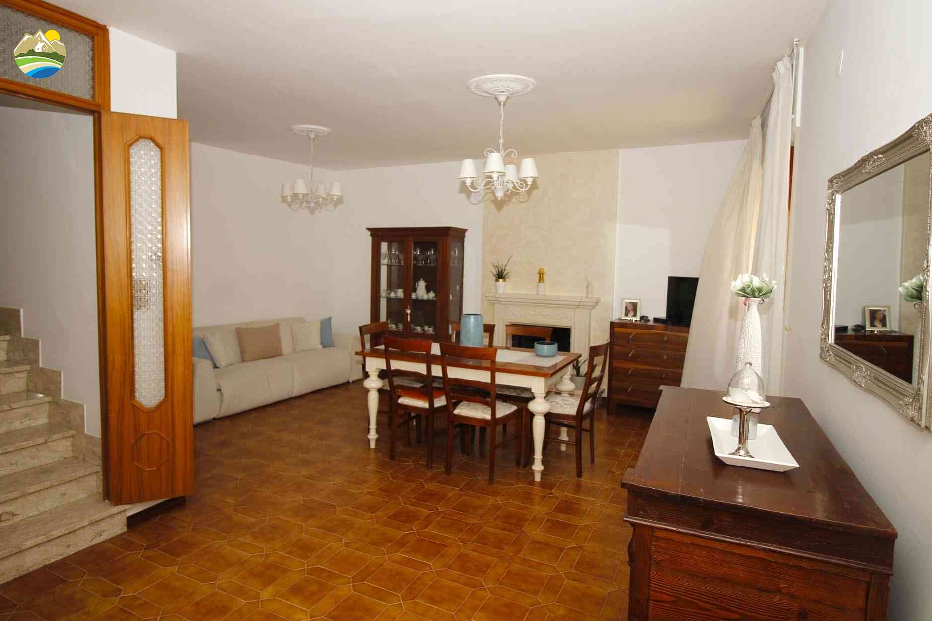 Casa in paese Casa in paese in vendita Atri (TE), Casa del Vico - Atri - EUR 186.356 670