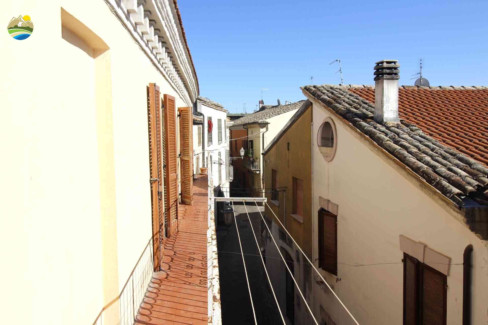 Townhouse Townhouse for sale Atri (TE), Casa Santa Rita - Atri - EUR 163.132 860