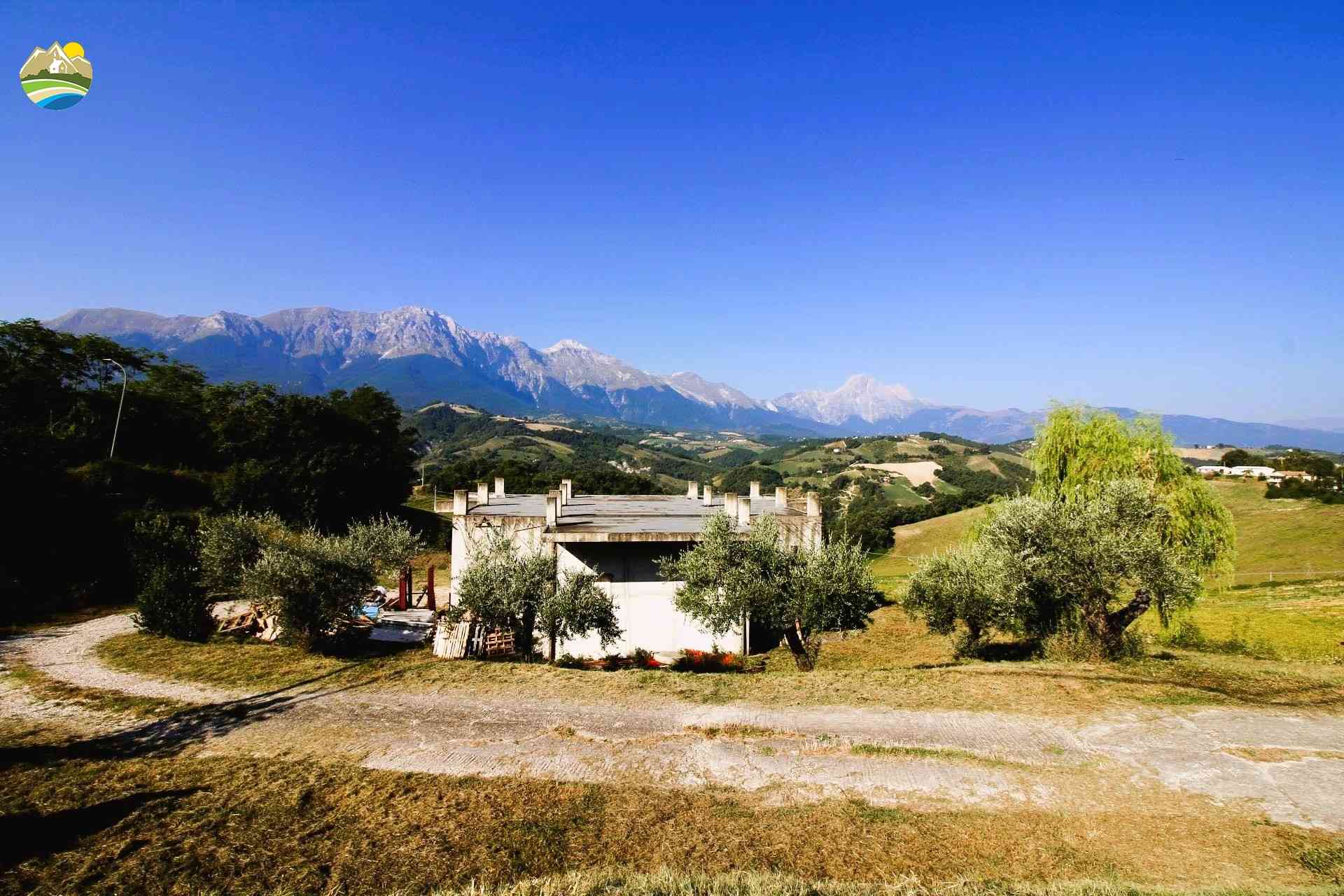 Country Houses Country Houses for sale Arsita (TE), Casa Gran Sasso - Arsita - EUR 70.552 10