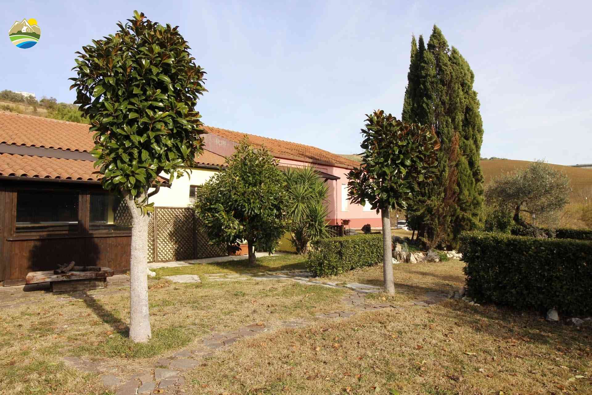 Country Houses Country Houses for sale Pineto (TE), Tenuta Cavallucci - Pineto - EUR 522.023 1090