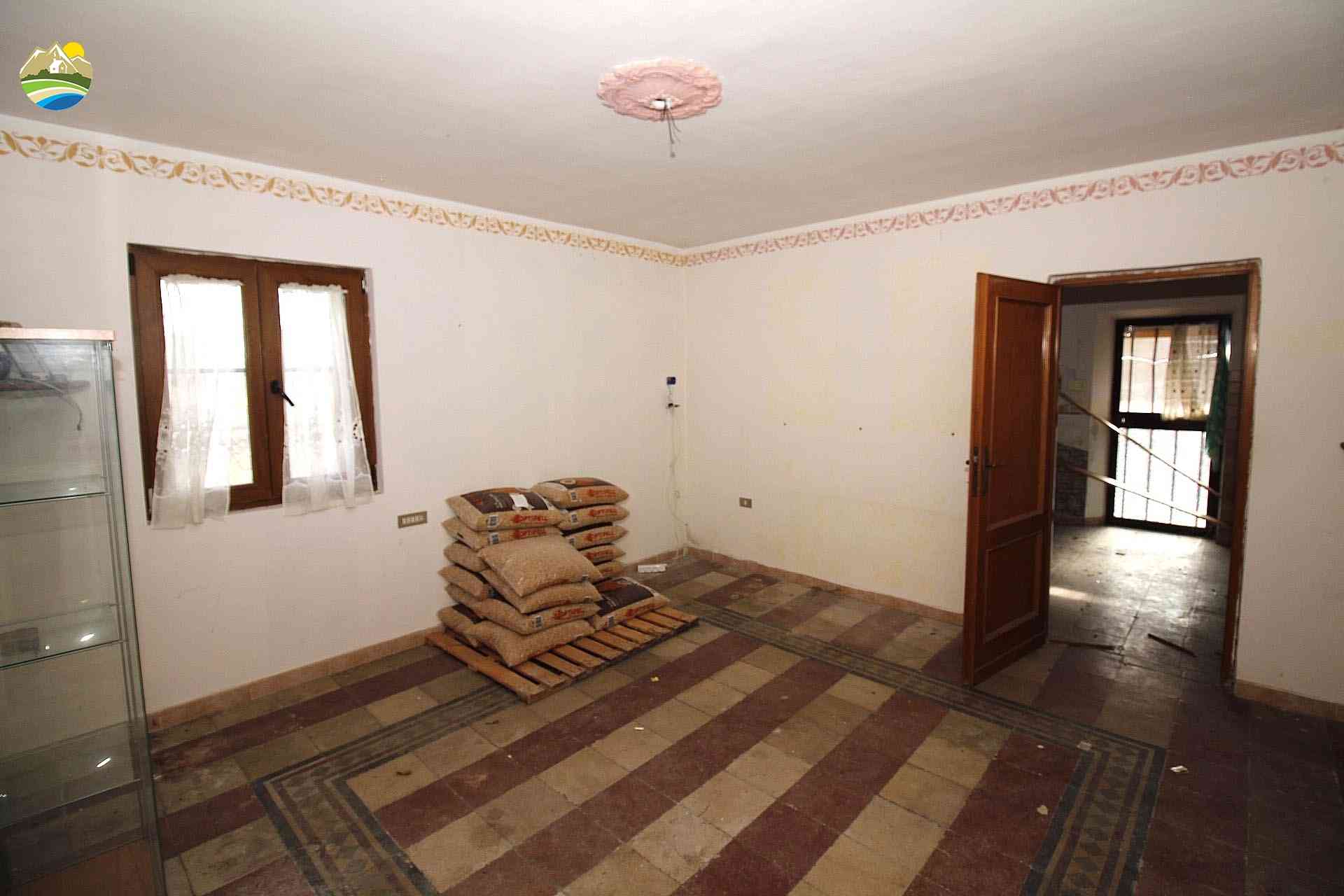 Country Houses Country Houses for sale Bisenti (TE), Casa del Gatto - Bisenti - EUR 37.990 720