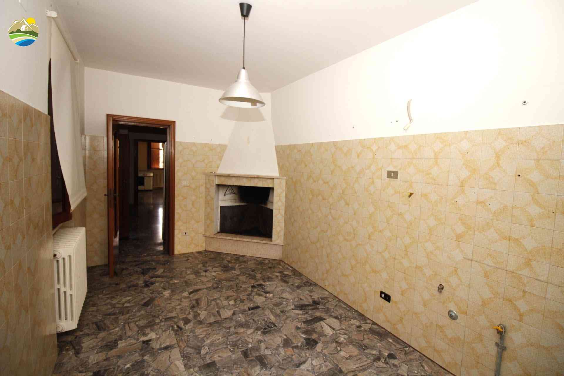 Villa Villa for sale Castilenti (TE), Villa Celeste - Castilenti - EUR 187.778 750