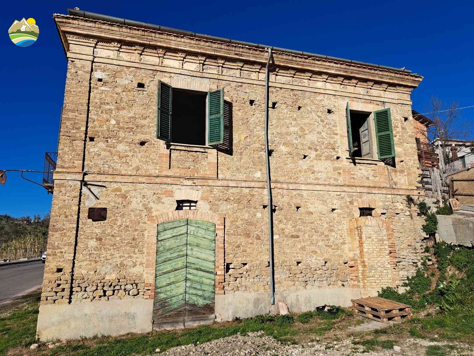 Casa indipendente Casa indipendente in vendita Cellino Attanasio (TE), Casa del Passero - Cellino Attanasio - EUR 52.202 700