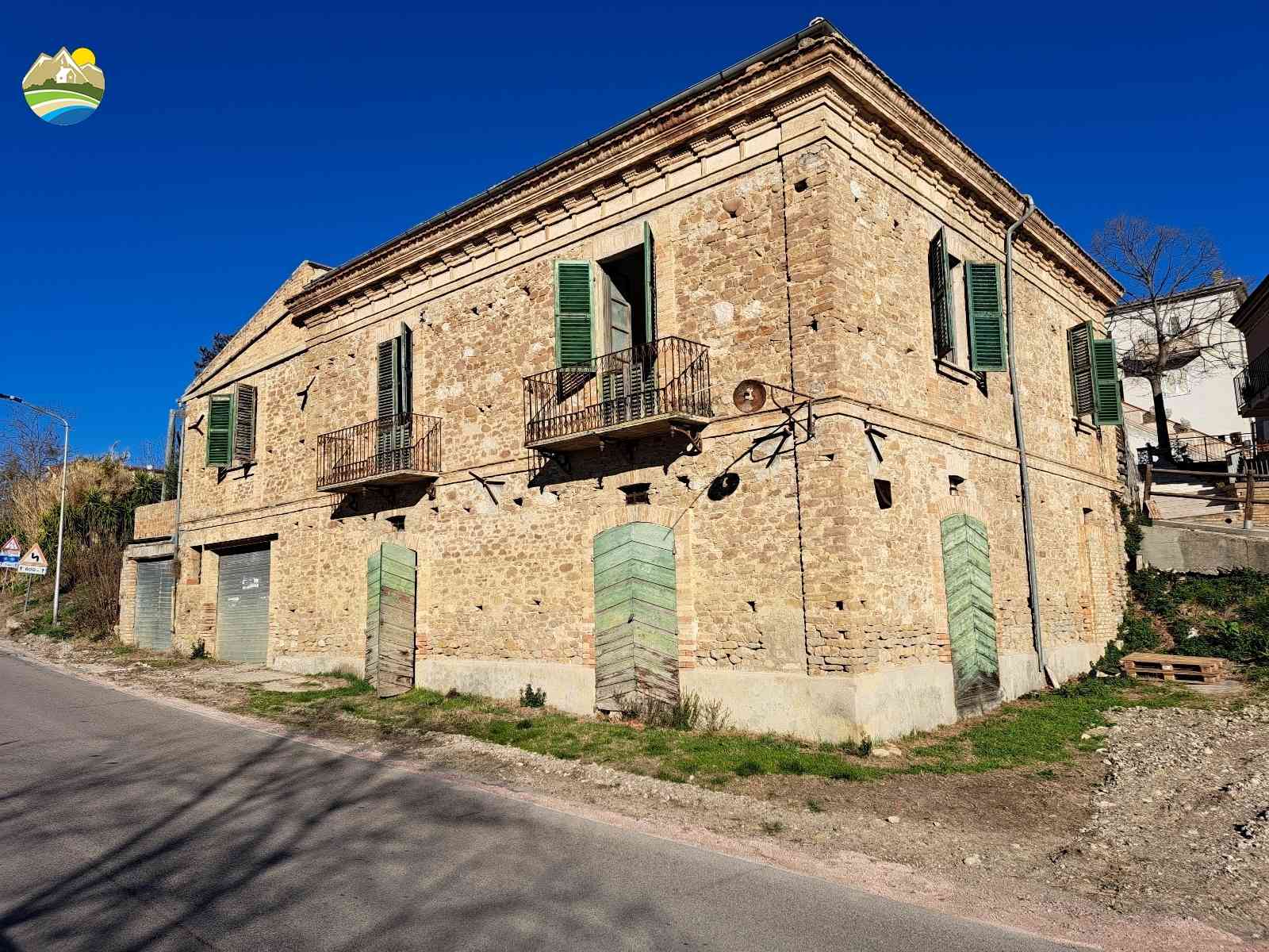 Casa indipendente Casa indipendente in vendita Cellino Attanasio (TE), Casa del Passero - Cellino Attanasio - EUR 52.202 730