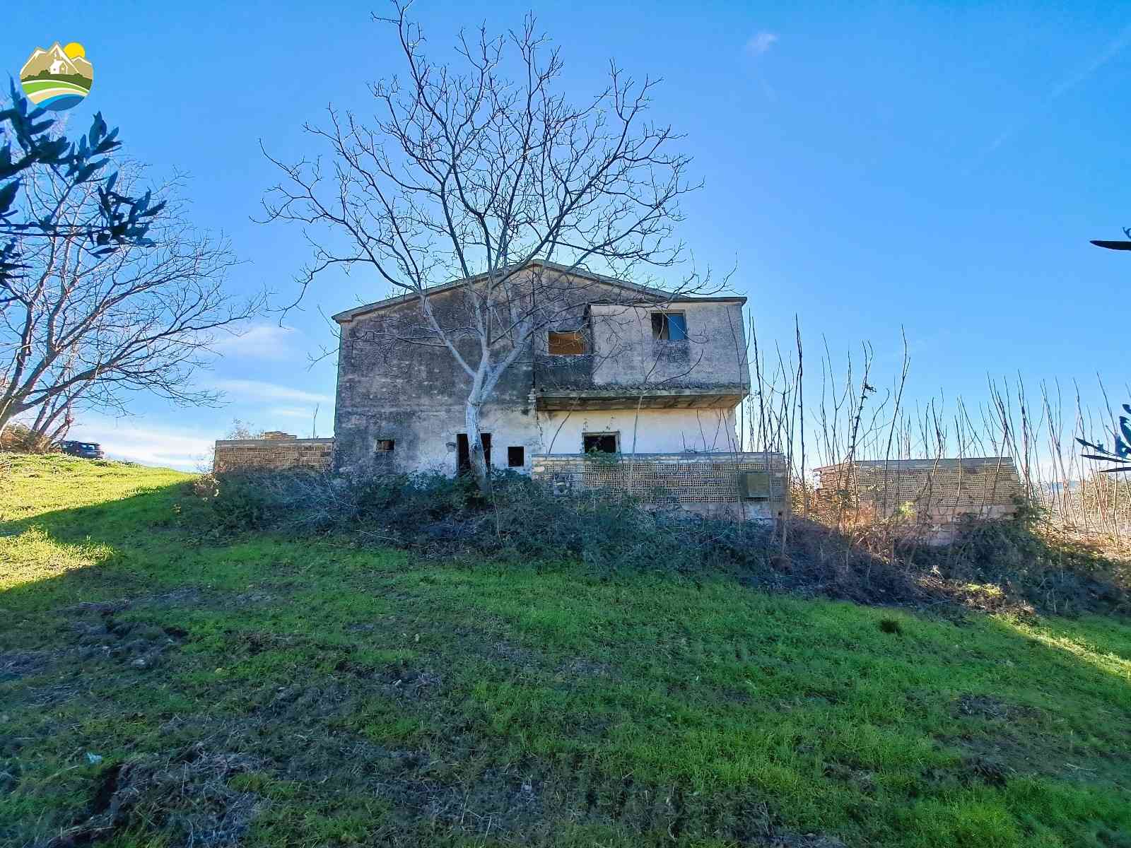 Country Houses Country Houses for sale Castilenti (TE), Cascina degli Ulivi - Castilenti - EUR 120.910 770