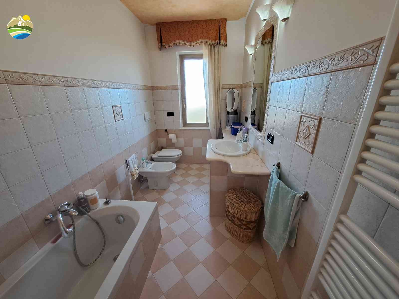 Country Houses Country Houses for sale Montefino (TE), Casa Corbezzolo - Montefino - EUR 244.698 860