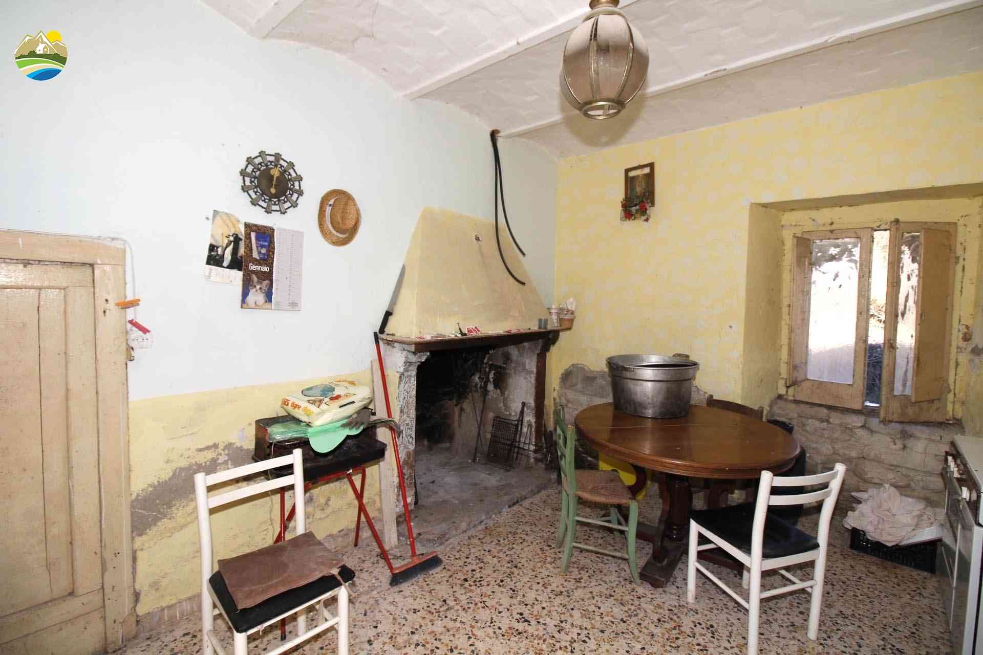 Country Houses Country Houses for sale Bisenti (TE), Casa del Pettirosso - Bisenti - EUR 103.317 770