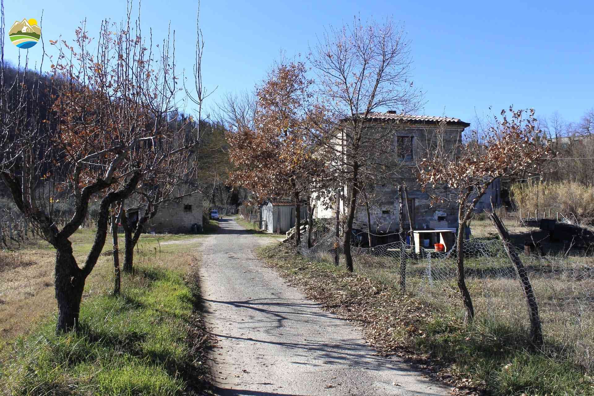 Country Houses Country Houses for sale Bisenti (TE), Casa del Pettirosso - Bisenti - EUR 105.380 900