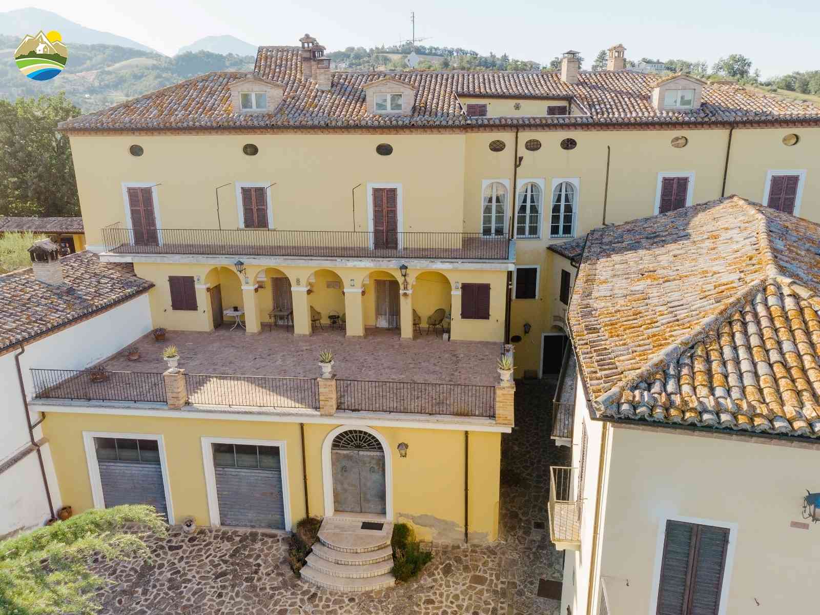 Villa Villa for sale Teramo (TE), Villa del Colle - Teramo - EUR 1.442.041 730