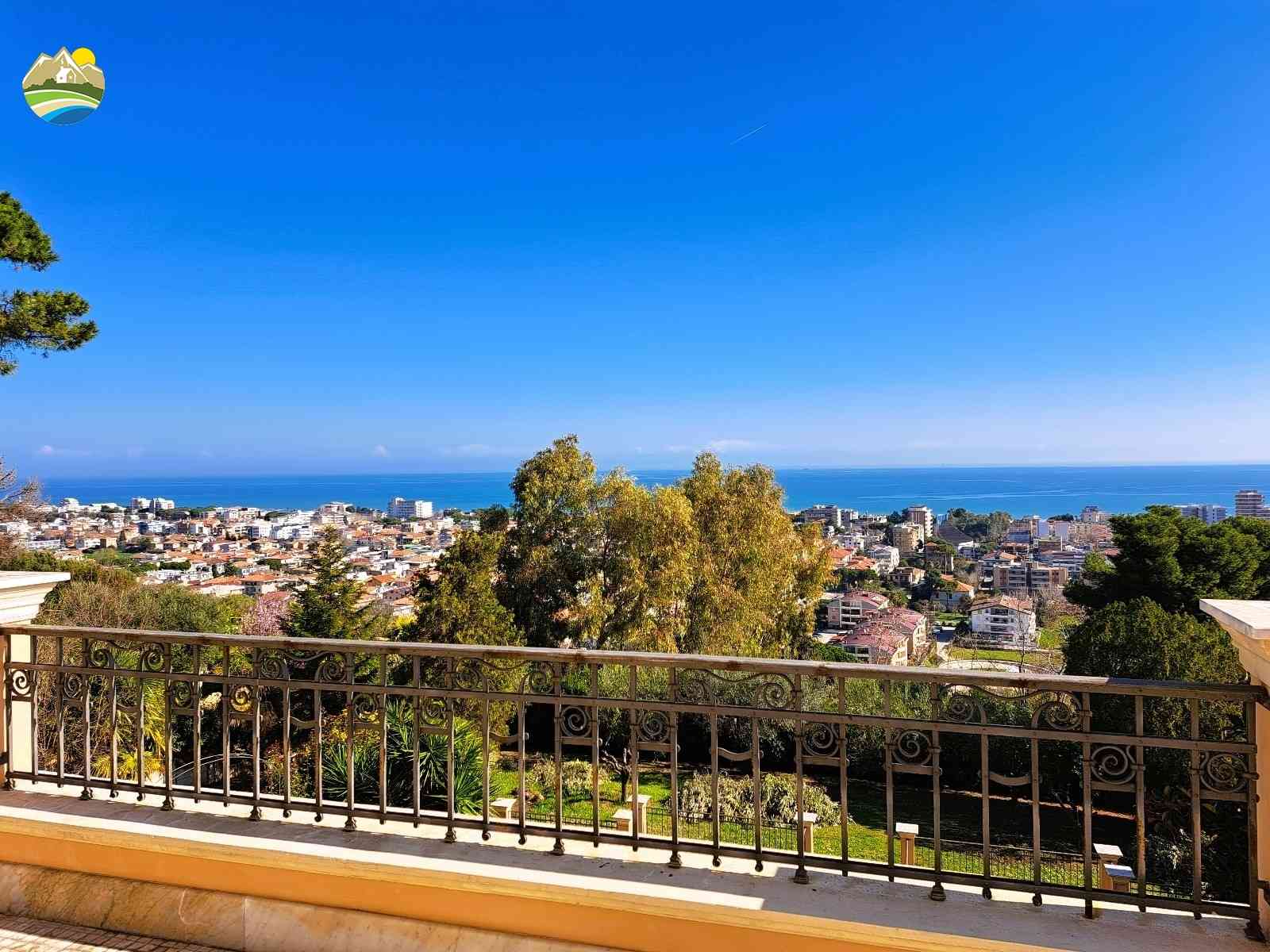 Villa Villa in vendita Giulianova (TE), Villa Perla - Giulianova - EUR 2.713.557 950