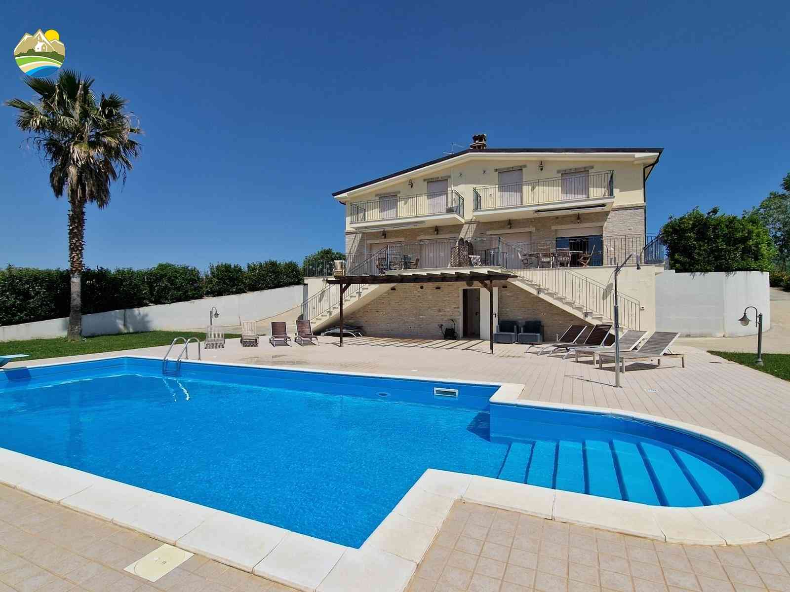 Villa Villa for sale Città Sant'Angelo (PE), Casa Felice - Città Sant'Angelo - EUR 499.168 1090