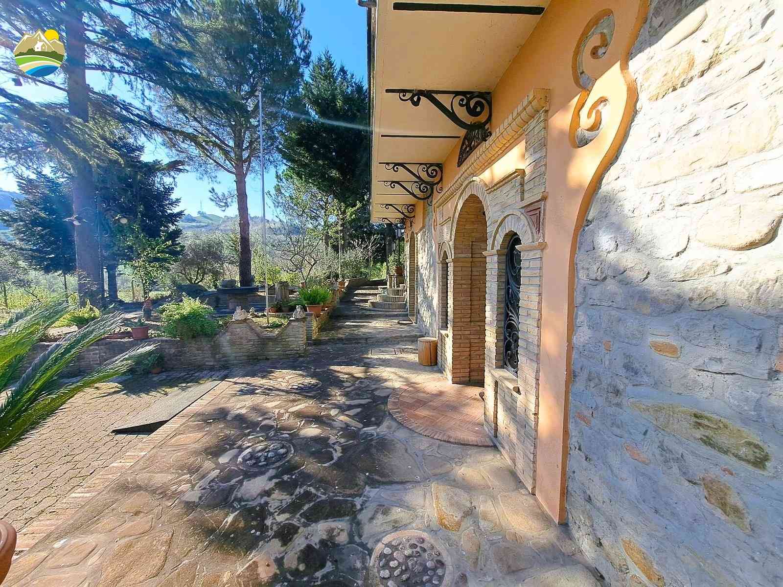 Villa for sale Bisenti (TE), Villetta Acquabella