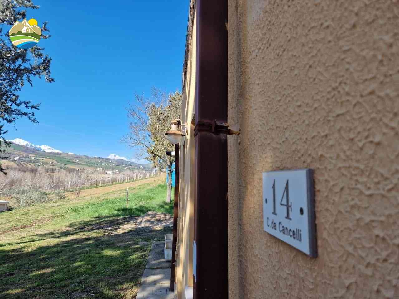 Country Houses Country Houses for sale Castilenti (TE), La Casa sul Fino - Castilenti - EUR 125.068 720