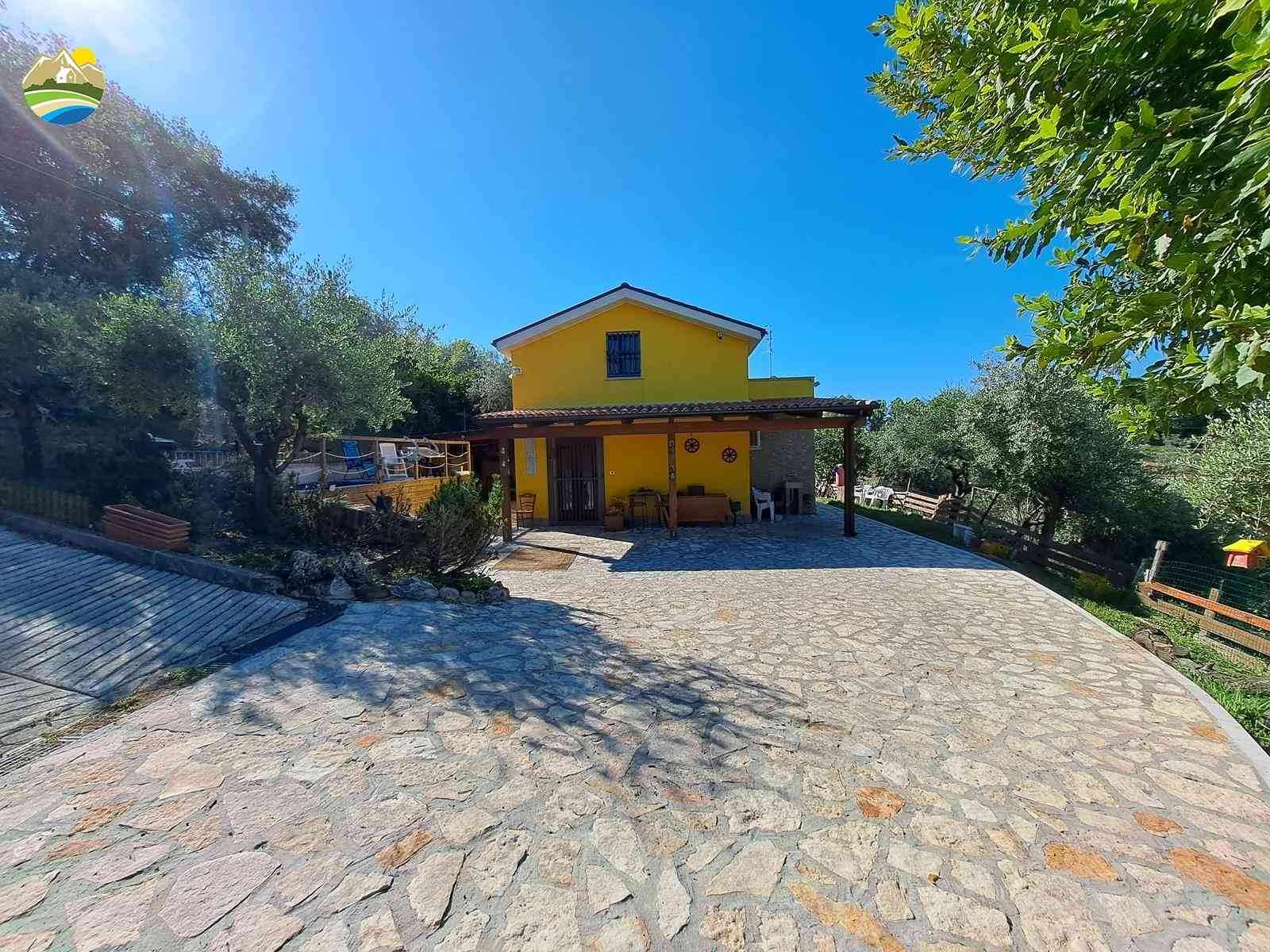 Casa singola Casa singola in vendita Castilenti (TE), Podere La Sciara - Castilenti - EUR 184.883 710