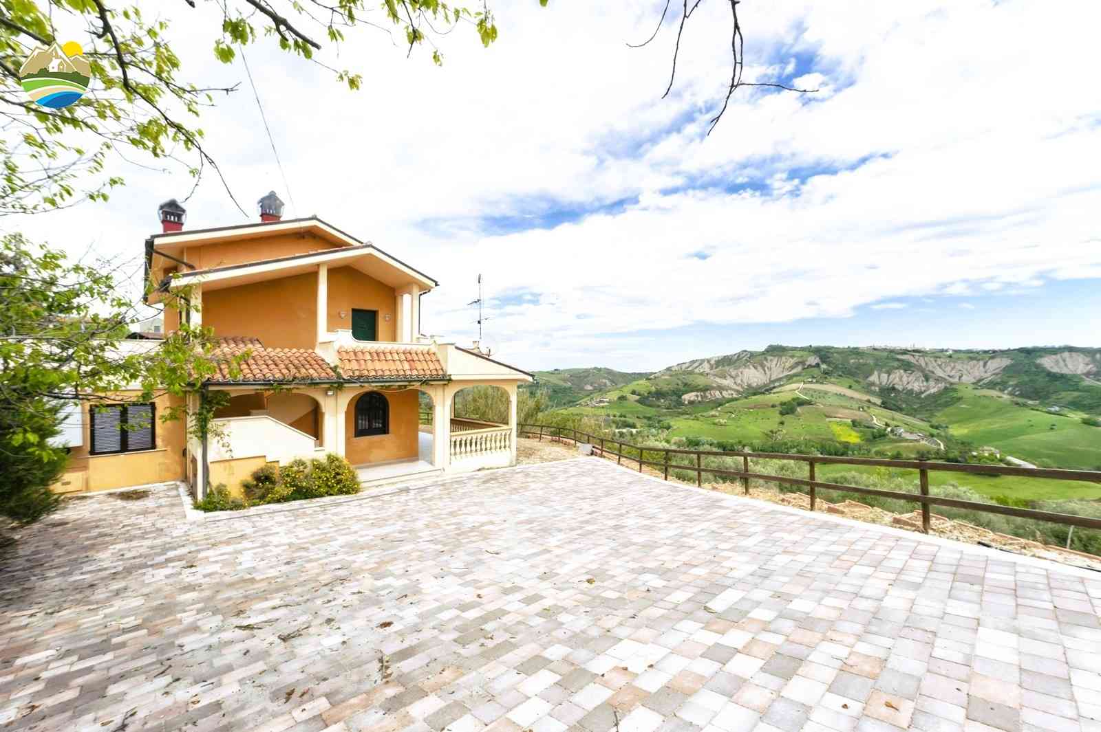 Villa Villa for sale Castilenti (TE), Villa Agreste - Castilenti - EUR 288.408 740