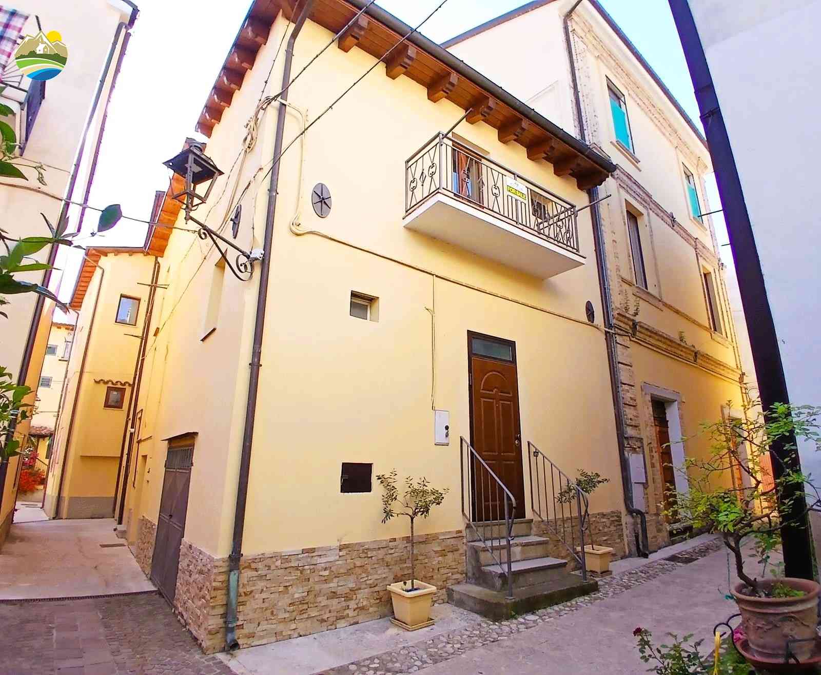 Casa in paese Casa in paese in vendita Bisenti (TE), Casa Italia - Bisenti - EUR 43.261 10