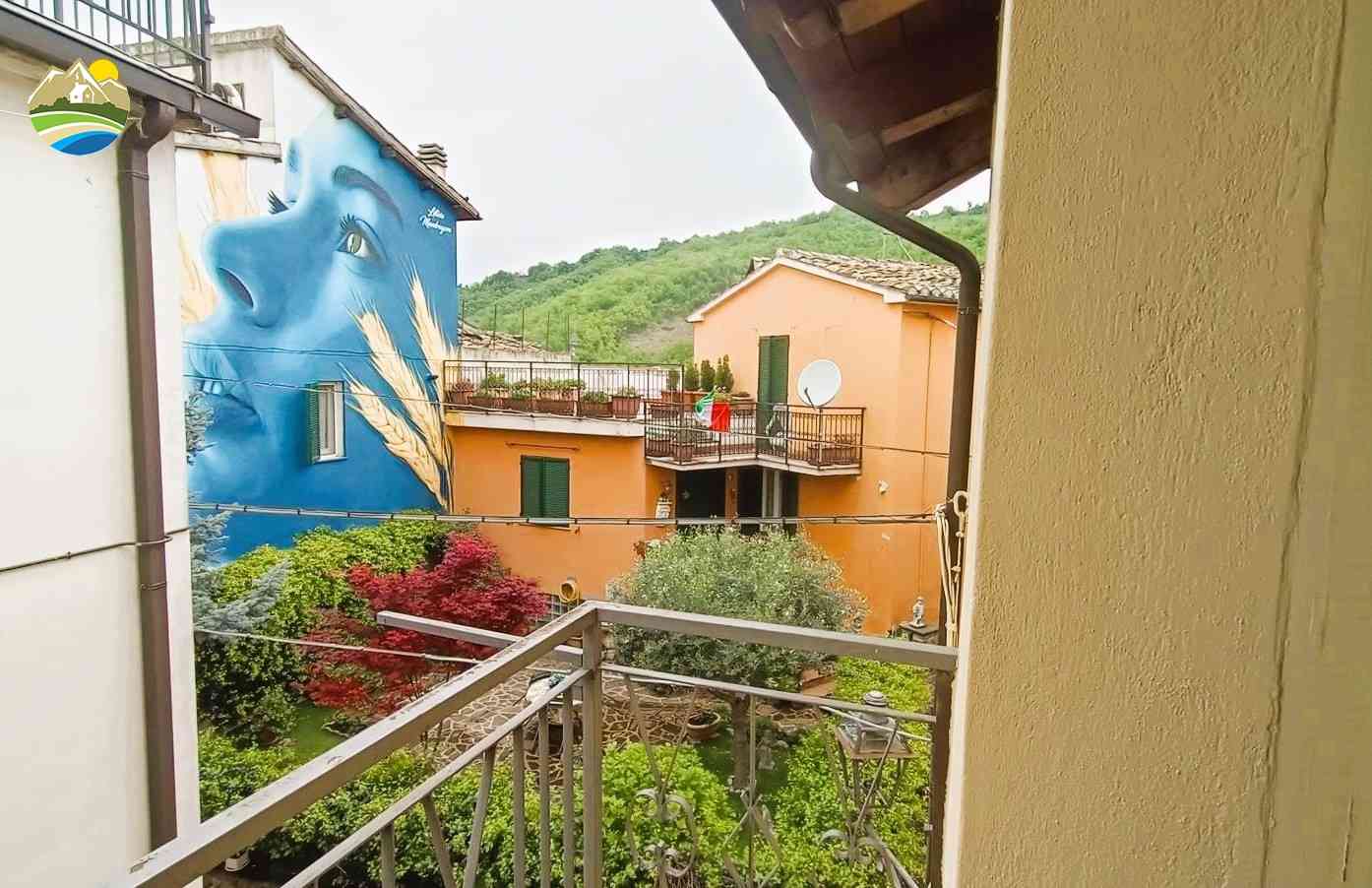 Casa in paese Casa in paese in vendita Bisenti (TE), Casa Italia - Bisenti - EUR 43.261 800