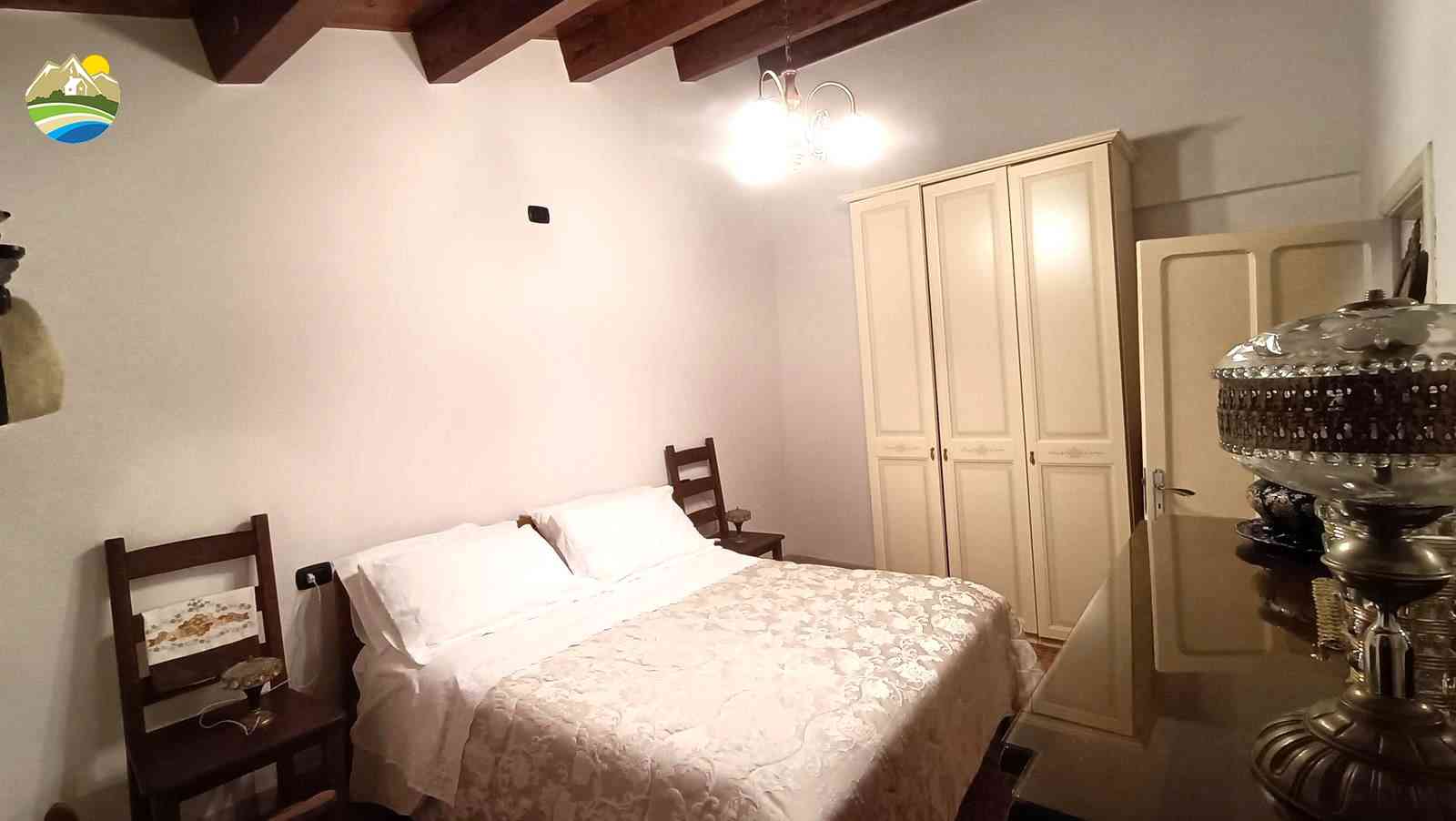 Casa in paese Casa in paese in vendita Bisenti (TE), Casa Italia - Bisenti - EUR 43.261 820