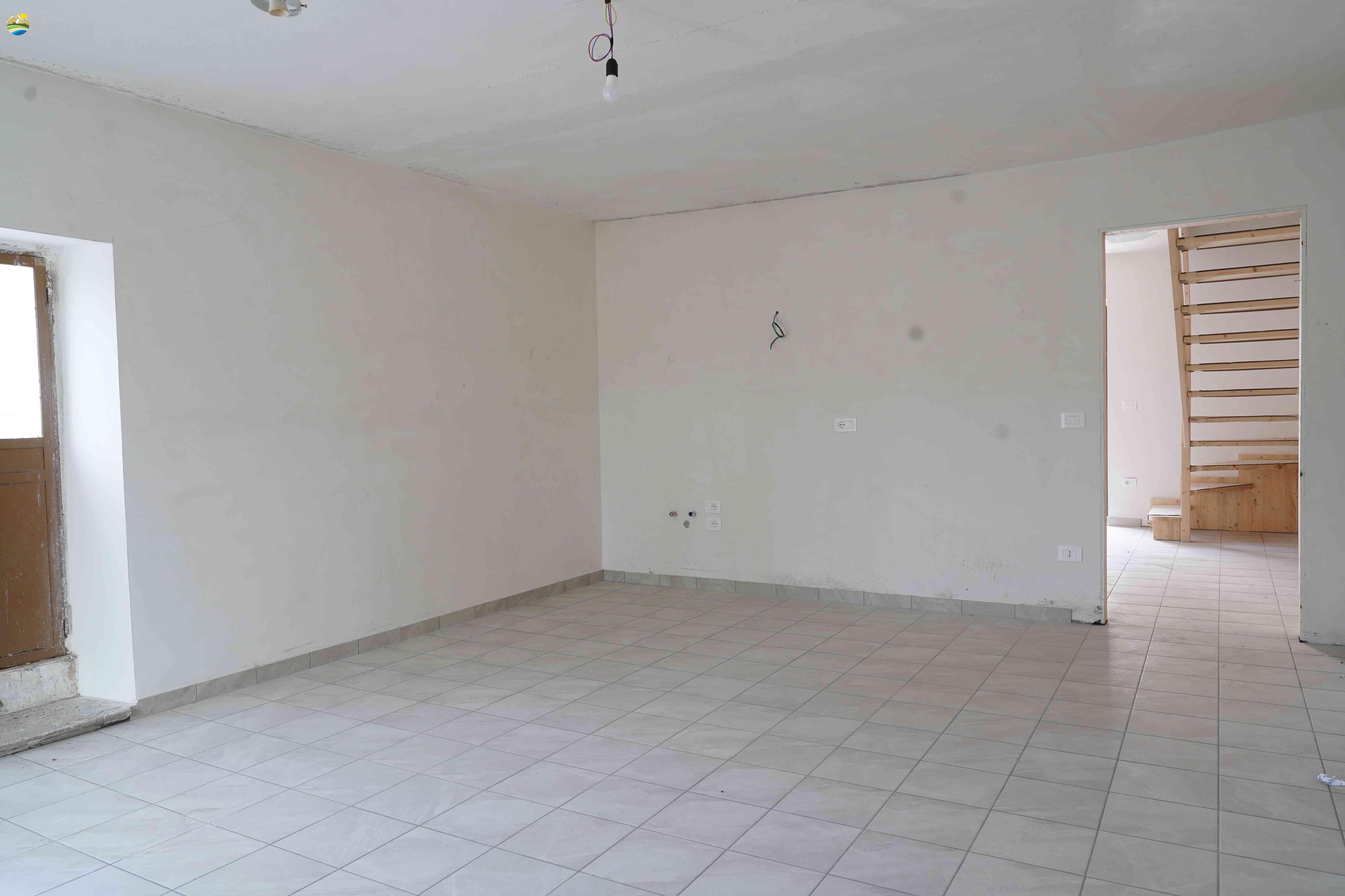 Casa di campagna Casa di campagna in vendita Bisenti (TE), Casa Carla - Bisenti - EUR 64.337 970