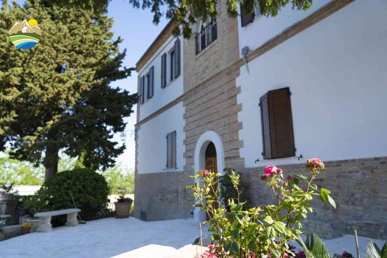 Villa Villa in vendita Sant'Omero (TE), Dimora Morello - Sant'Omero - EUR 2.283.850 1180