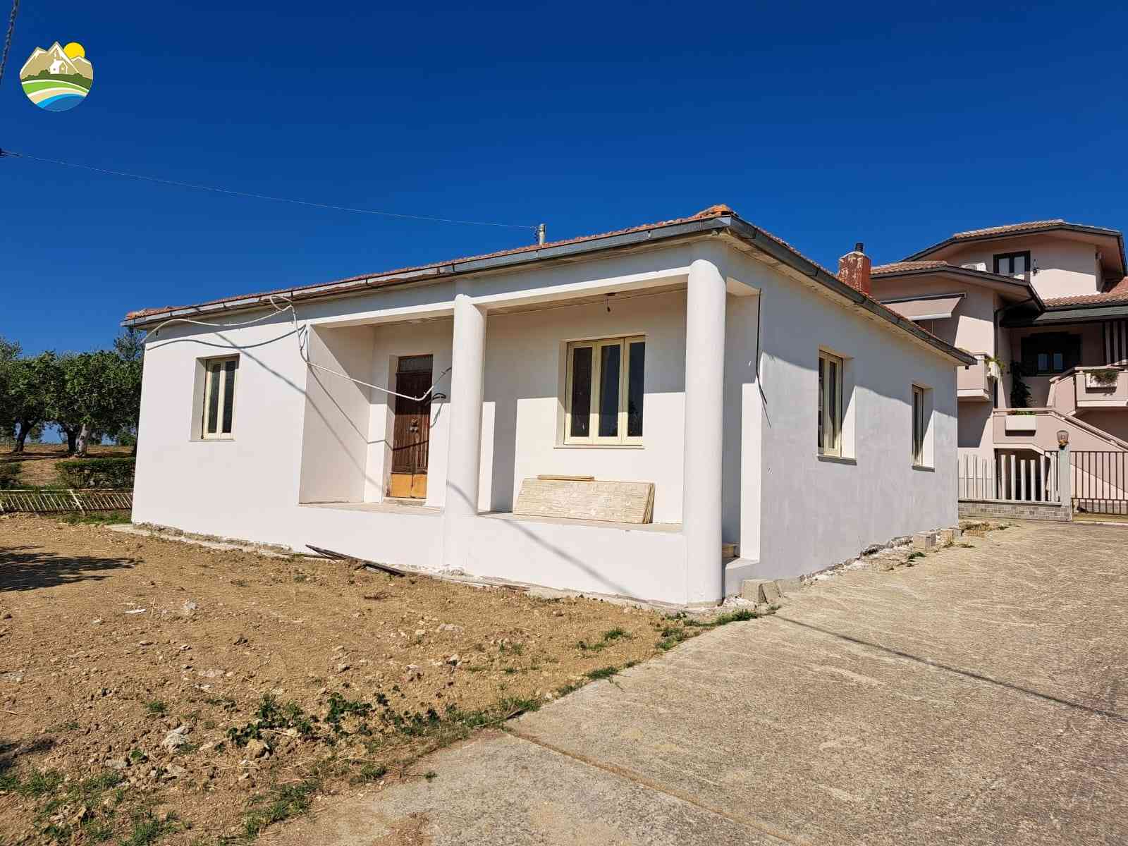 Casa singola Casa dello Zigolo - Castilenti - EUR 78.176