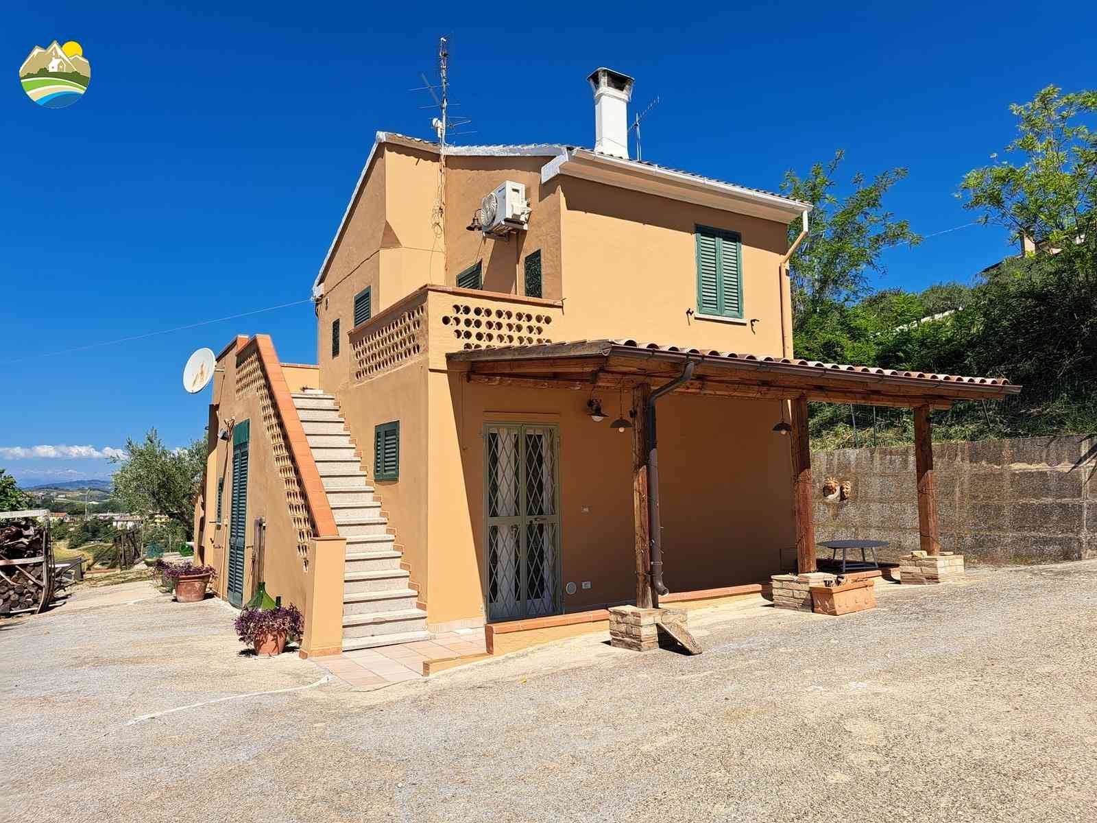 Country Houses Country Houses for sale Elice (PE), Casa Rockley - Elice - EUR 149.750 1100