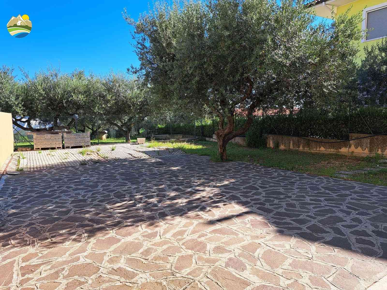 Appartamento Appartamento in vendita Collecorvino (PE), Appartamento delle Rose - Collecorvino - EUR 173.123 820