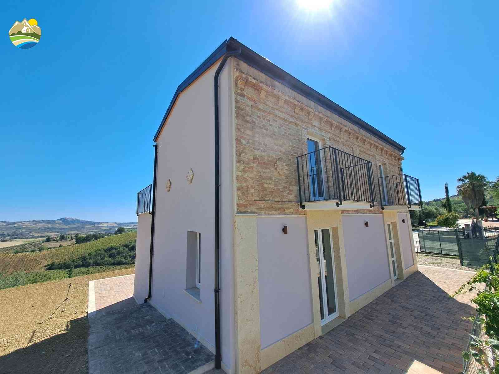 Country Houses Country Houses for sale Collecorvino (PE), Casale Raggio di Sole - Collecorvino - EUR 268.881 740