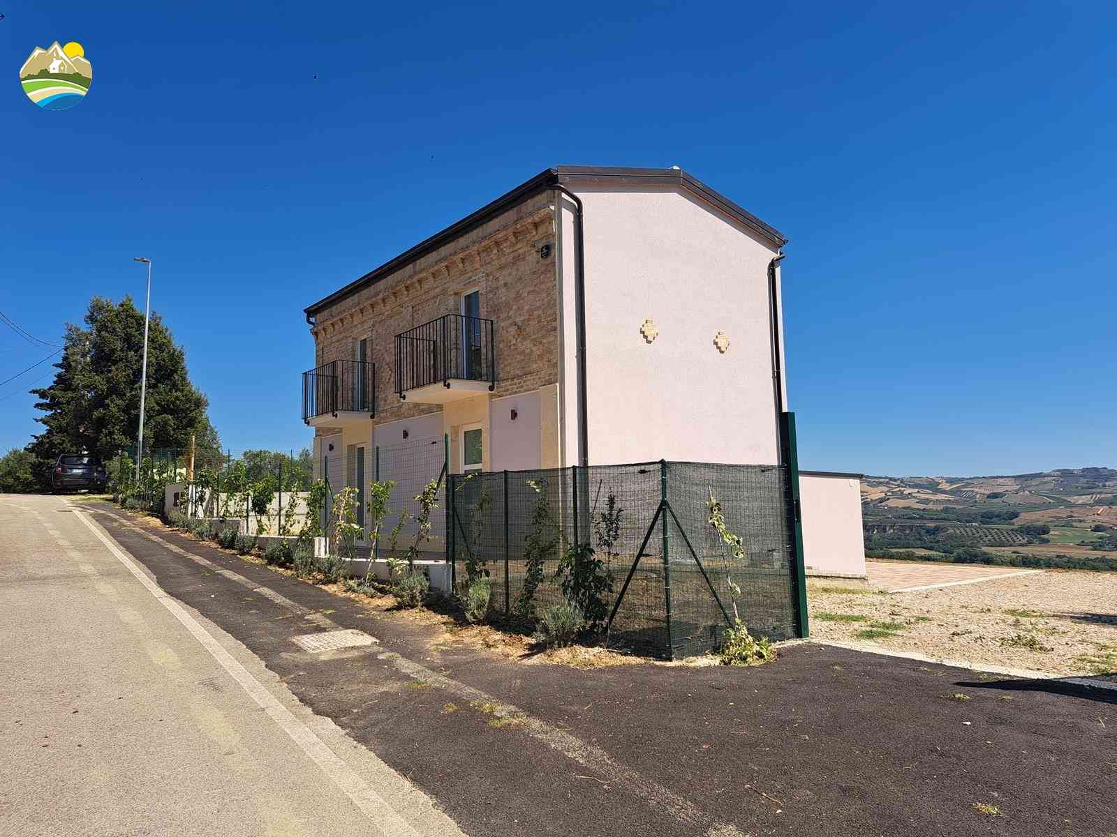 Country Houses Country Houses for sale Collecorvino (PE), Casale Raggio di Sole - Collecorvino - EUR 270.256 810