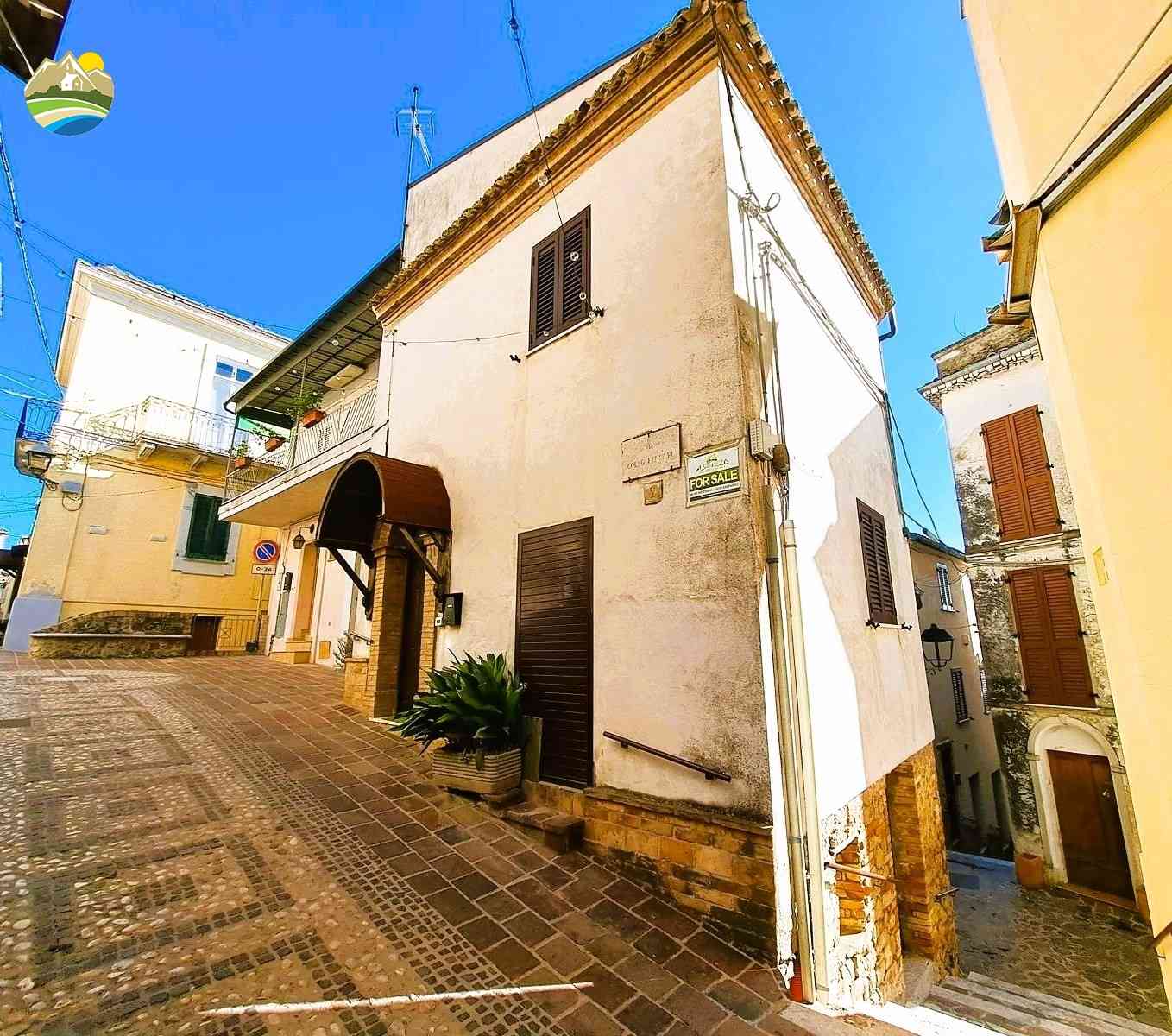 Townhouse Townhouse for sale Montefino (TE), Casa del Borgo - Montefino - EUR 68.516 10