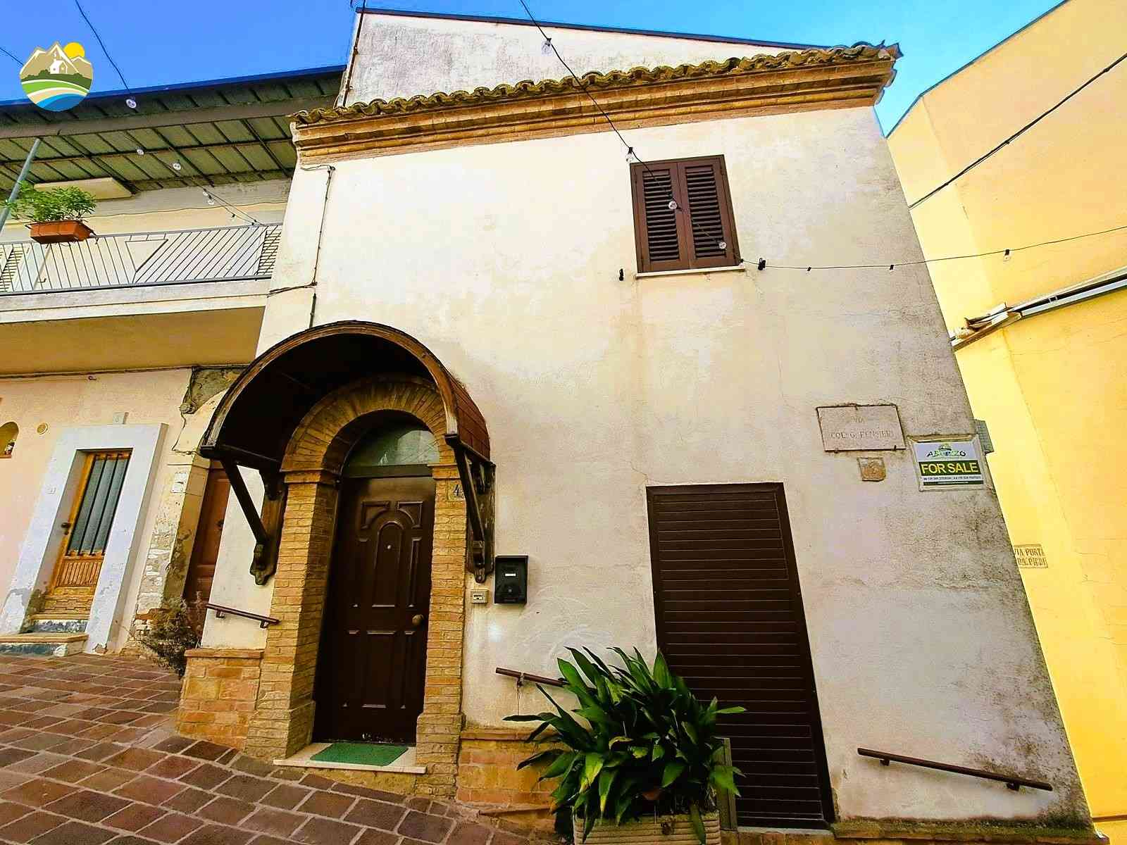 Townhouse Townhouse for sale Montefino (TE), Casa del Borgo - Montefino - EUR 65.707 750