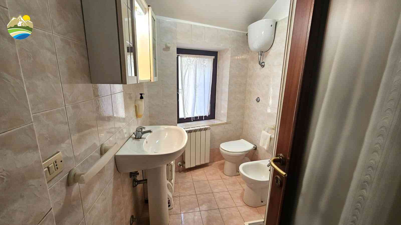 Casa in paese Casa in paese in vendita Montefino (TE), Casa del Borgo - Montefino - EUR 68.516 930