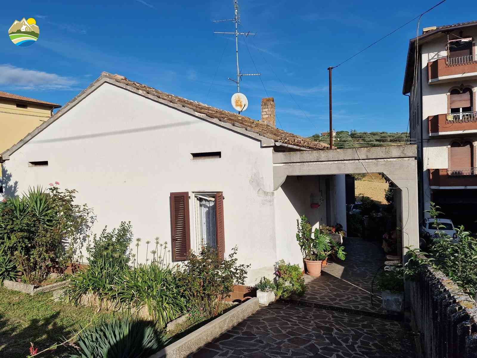 Casa singola Casa singola in vendita Notaresco (TE), Casa Mentuccia - Notaresco - EUR 81.566 810