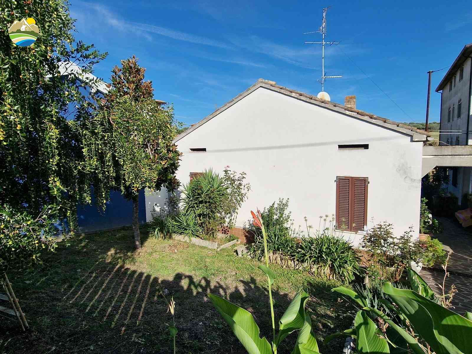 Detached House Detached House for sale Notaresco (TE), Casa Mentuccia - Notaresco - EUR 81.566 960