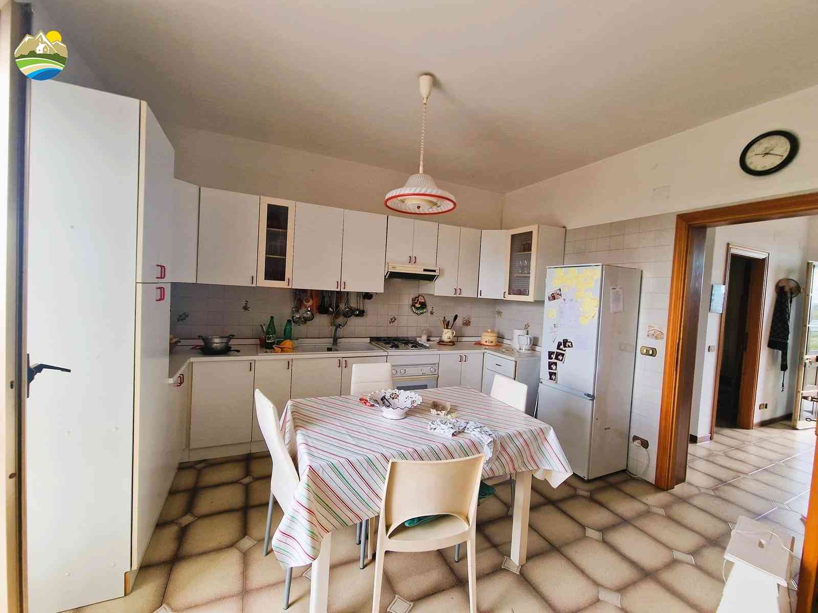 Country Houses Country Houses for sale Morro D'Oro (TE), Casa Morro - Morro D'Oro - EUR 229.453 920