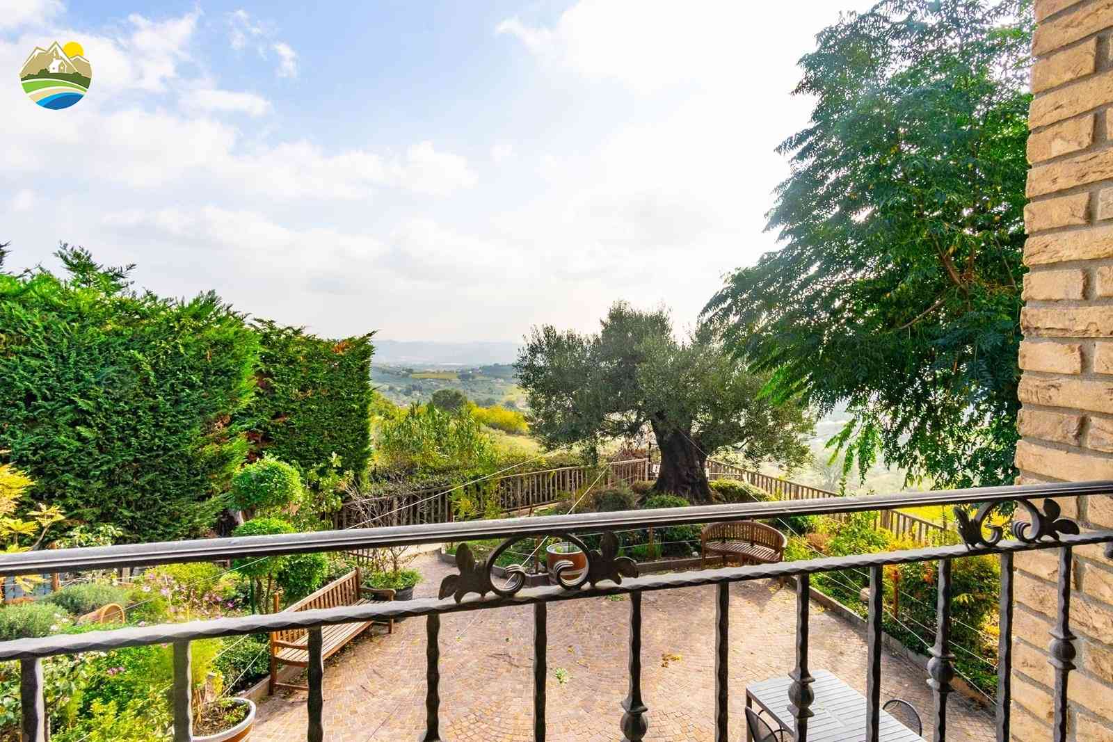 Villa Villa for sale Città Sant'Angelo (PE), Villa Olivella - Città Sant'Angelo - EUR 609.027 860