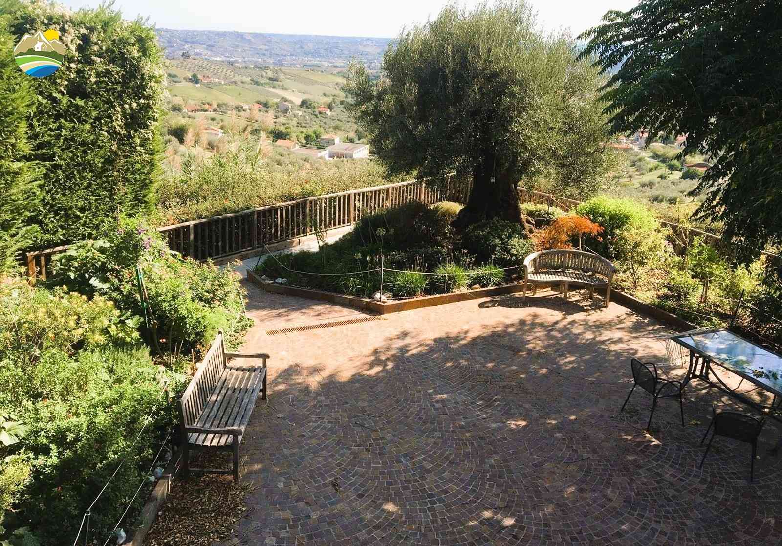 Villa Villa for sale Città Sant'Angelo (PE), Villa Olivella - Città Sant'Angelo - EUR 609.027 870