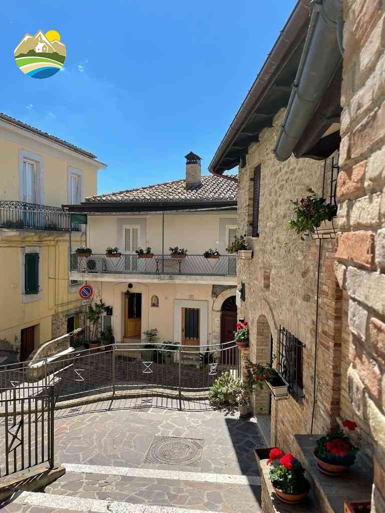 Casa in paese Casa in paese in vendita Montefino (TE), Casa Giada - Montefino - EUR 99.082 940