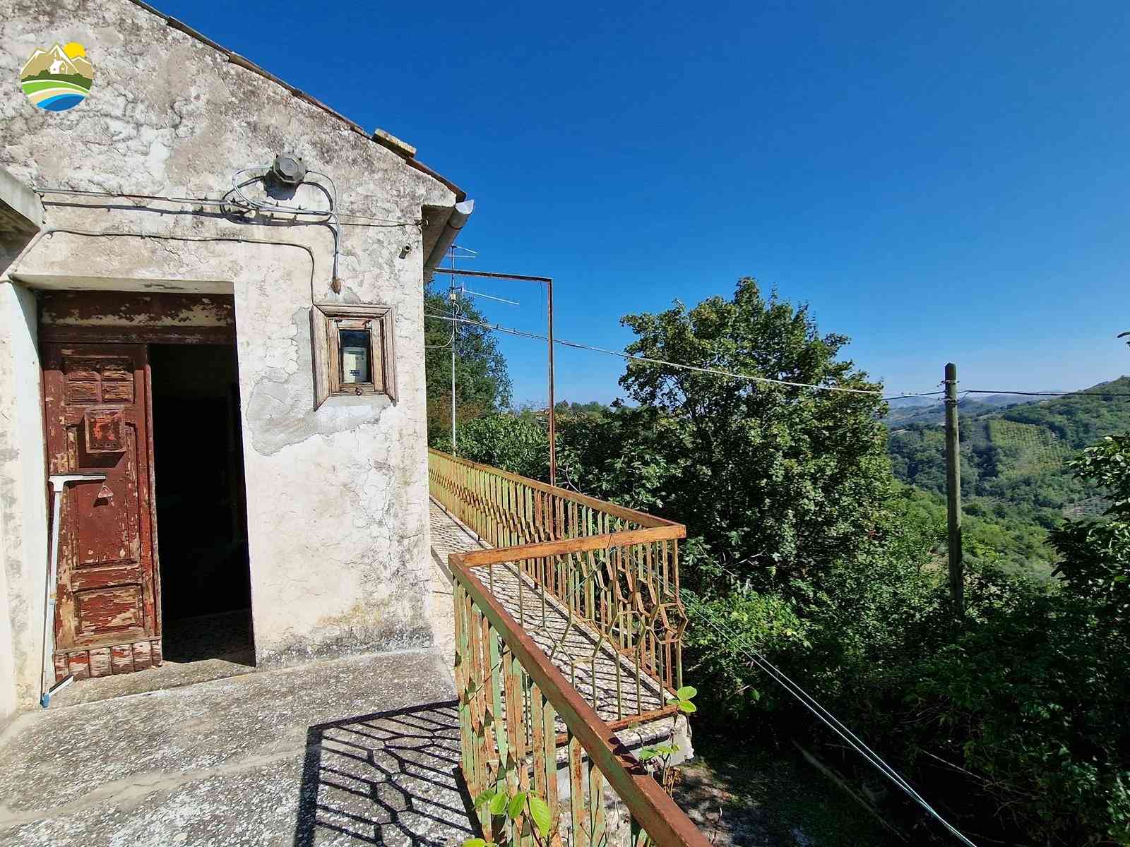 Country Houses Country Houses for sale Cermignano (TE), Casa del Poggio - Cermignano - EUR 27.189 880