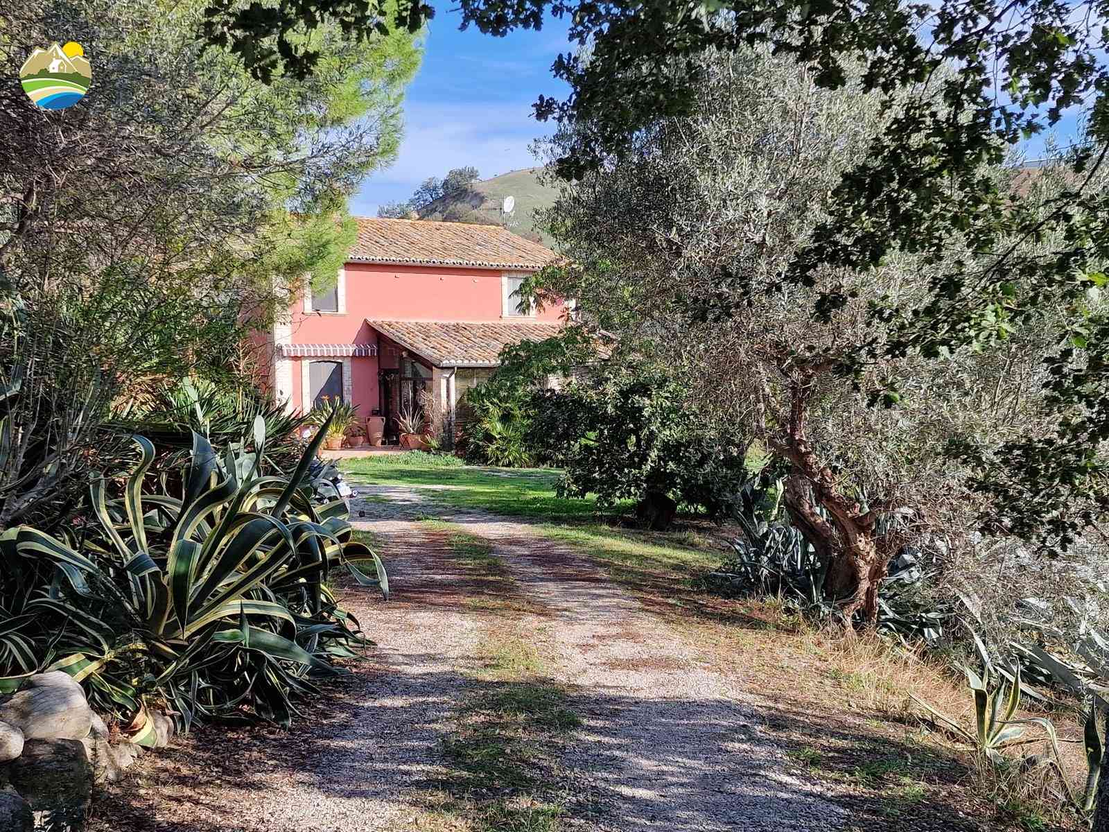 Country Houses Country Houses for sale Notaresco (TE), Casale delle Oche - Notaresco - EUR 396.955 870