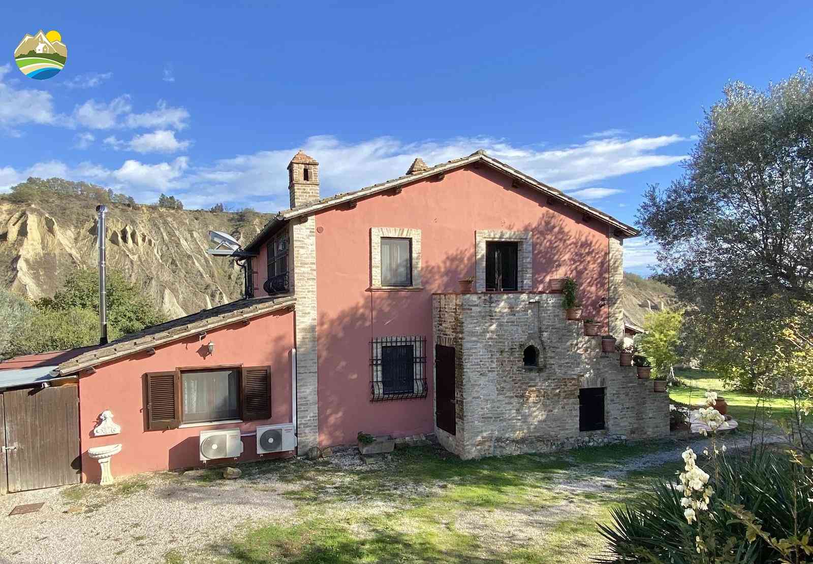 Country Houses Country Houses for sale Notaresco (TE), Casale delle Oche - Notaresco - EUR 396.955 890