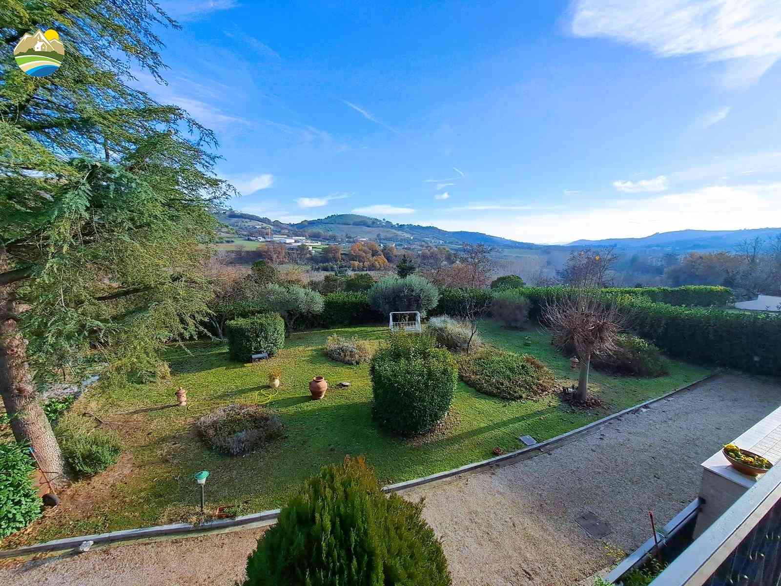 Villa Villa for sale Castiglione Messer Raimondo (TE), Villa Magnolia - Castiglione Messer Raimondo - EUR 282.762 910