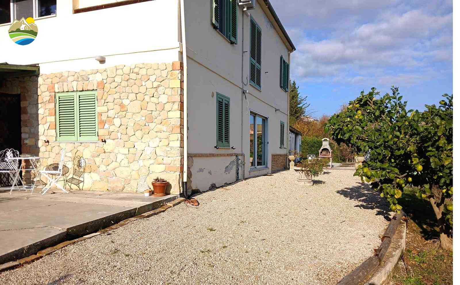 Country Houses Country Houses for sale Penne (PE), Casa Falco - Penne - EUR 538.336 840